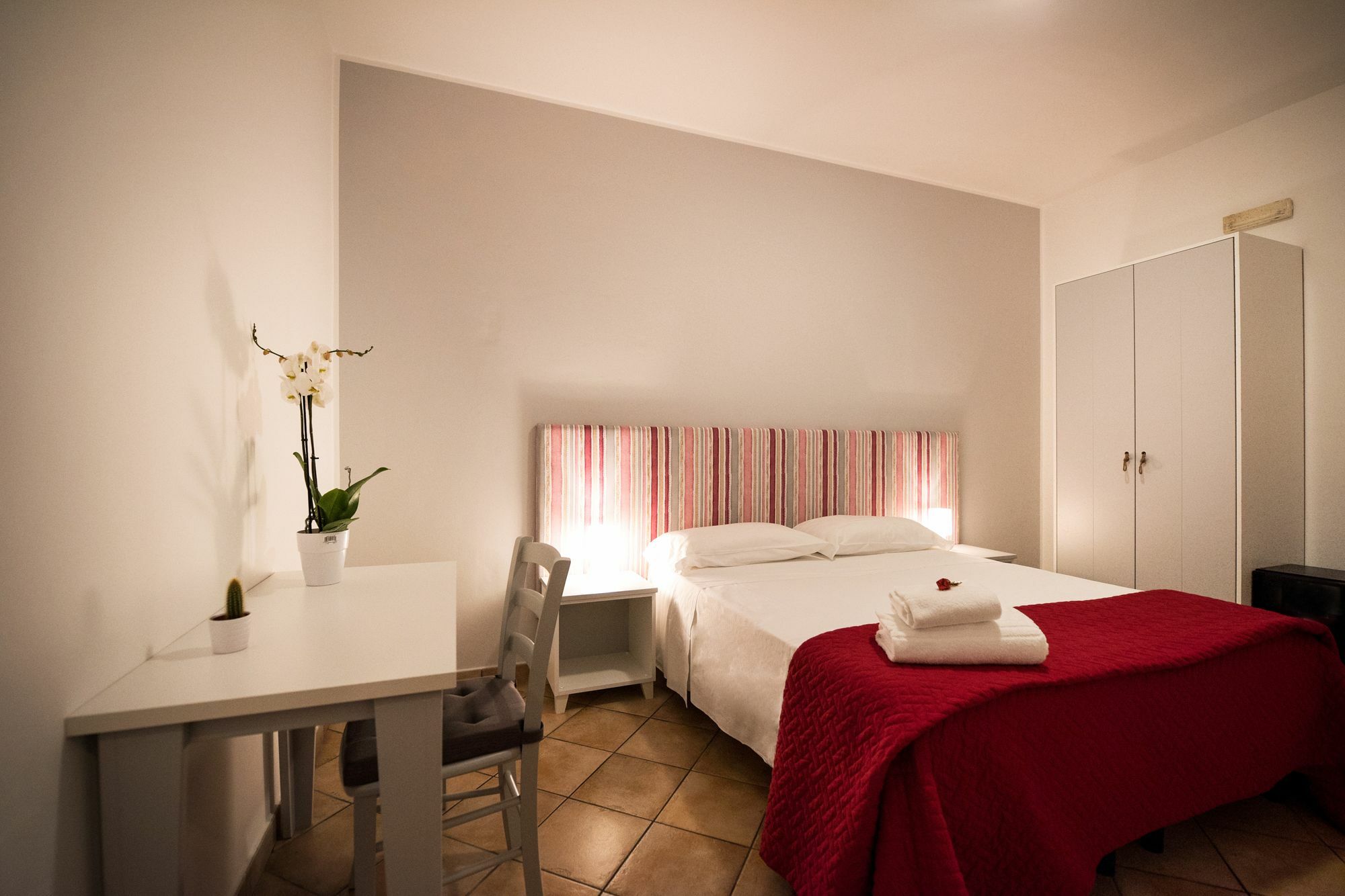 Cabrera House Bed & Breakfast Pozzallo Luaran gambar